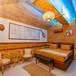 Cossara Luxury - Adults Only Casa de hóspedes Balchik