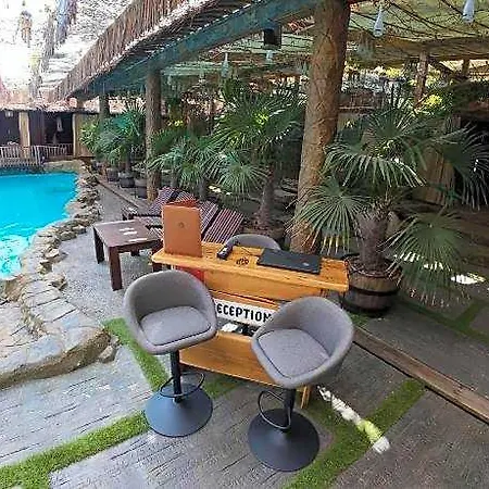 بيت ضيافة Cossara Luxury - Adults Only